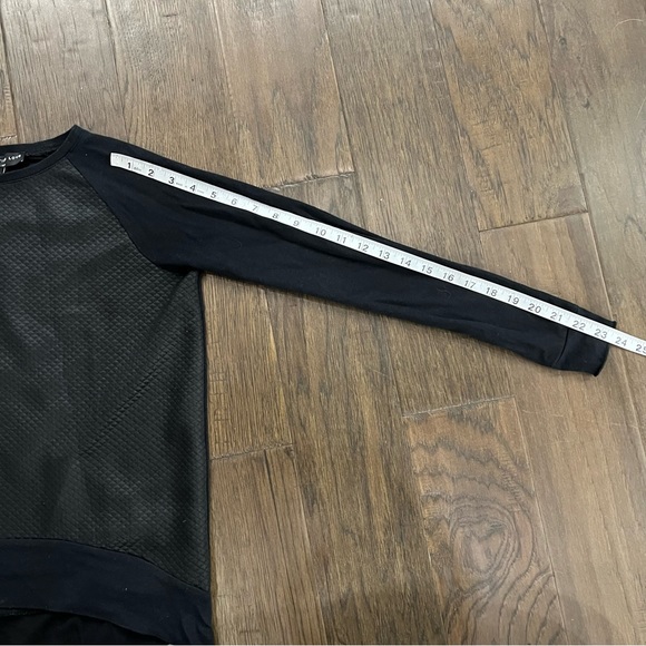 Generation Love Lons Sleeve - Picture 11 of 11